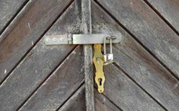 锁在木板上（木头卡在锁里怎么办）