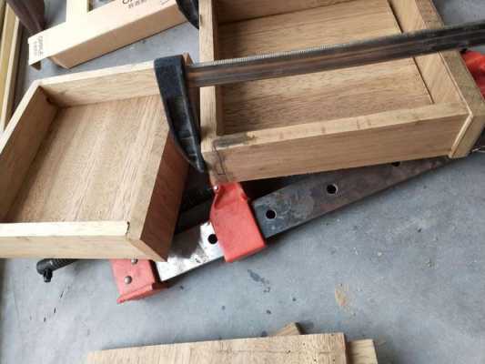 家庭木板开槽（家庭木板开槽图片）-图2