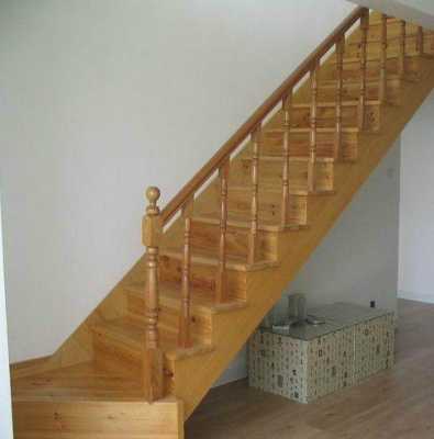用木板做楼梯的做法图片（用木头板怎么做楼梯?）-图3