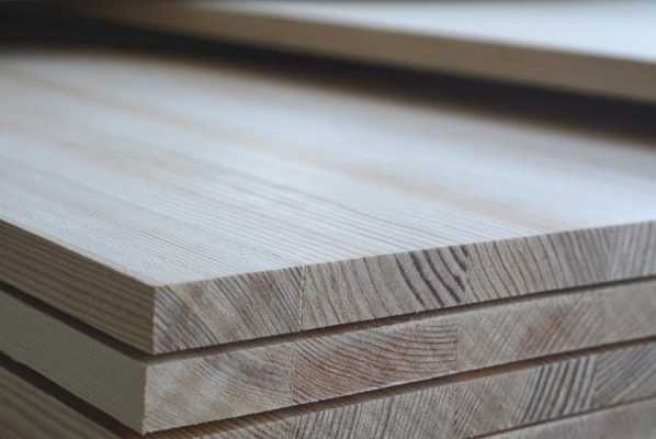 松木板和桐木板哪个承重好（松木板和桐木板哪个承重好一点）